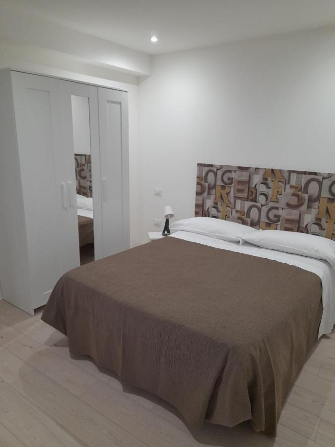 Medusa Rooms & Spa Syracuse Exterior photo
